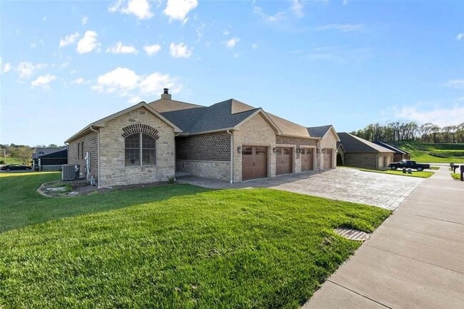 103 Autumn Leaf Dr in Cape Girardeau, MO - Building Photo - Building Photo