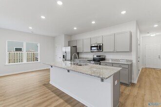 20226 Nightingale Dr in Athens, AL - Building Photo - Building Photo