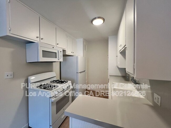 property at 4427 Murietta Ave