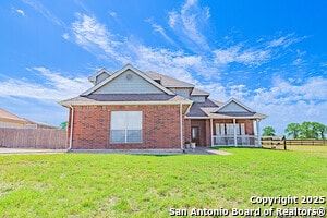 132 Las Palomas Dr in La Vernia, TX - Building Photo - Building Photo