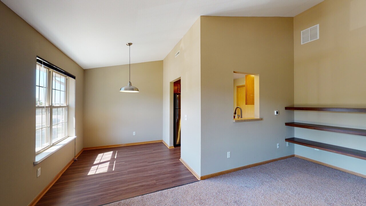 Glacier Hills Apartments in Madison, WI - Foto de edificio