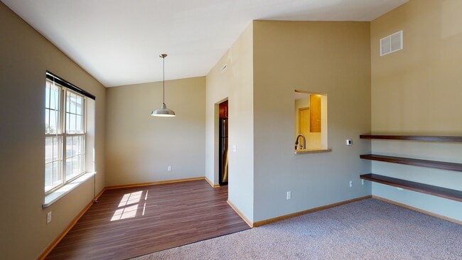 Glacier Hills Apartments