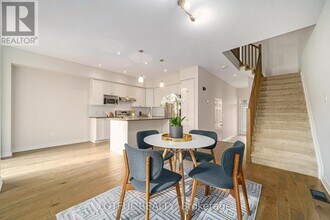 336 Rainrock Cres in Ottawa, ON - Building Photo - Building Photo