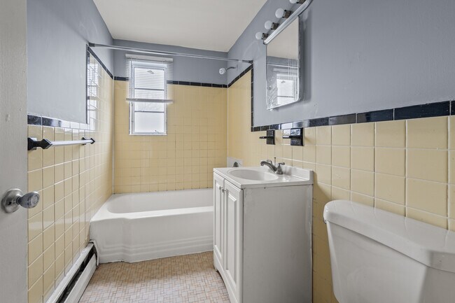 206 Laurel St in Hartford, CT - Building Photo - Building Photo