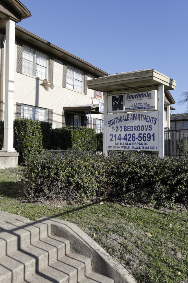 Southdale Apartments in Dallas, TX - Building Photo - Building Photo