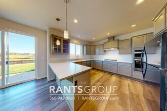 9540 9th Ave SE in Lacey, WA - Building Photo - Building Photo
