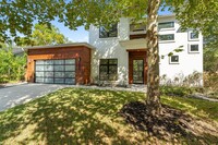 3000 Pin Oak Ct in Austin, TX - Foto de edificio - Building Photo