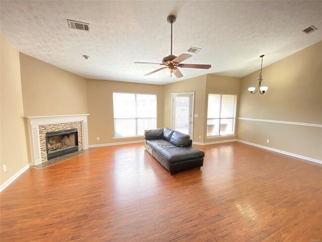 property at 1907 Woodrun Dr