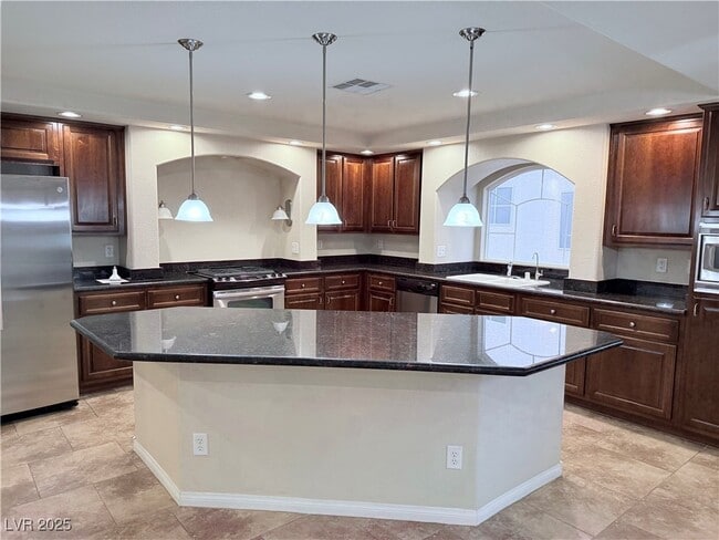 1137 Sax Fifth Ave in Henderson, NV - Foto de edificio - Building Photo