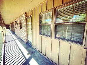 221 N Clifton Ave in Louisville, KY - Building Photo - Building Photo