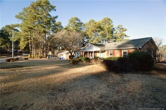 1733 Daisy Ln in Fayetteville, NC - Building Photo - Building Photo