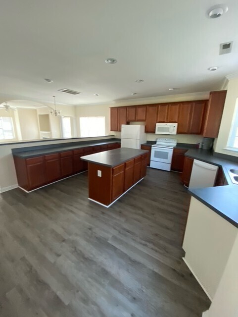 205 Maynard Summit Way in Cary, NC - Building Photo - Building Photo