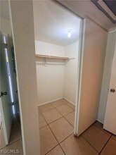 2845 Winkler Ave in Ft. Myers, FL - Foto de edificio - Building Photo