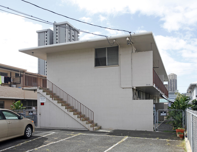 2019 Waiola St in Honolulu, HI - Building Photo - Building Photo