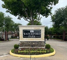 4014 Waterford Ln in Missouri City, TX - Building Photo