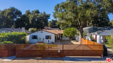 251 N Encinal Ave in Ojai, CA - Building Photo - Building Photo