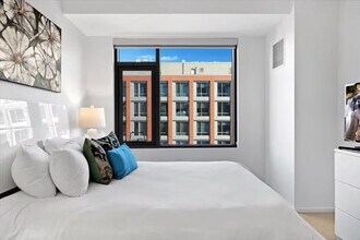 345 Harrison Ave, Unit SI ID1039874P in Boston, MA - Building Photo - Building Photo