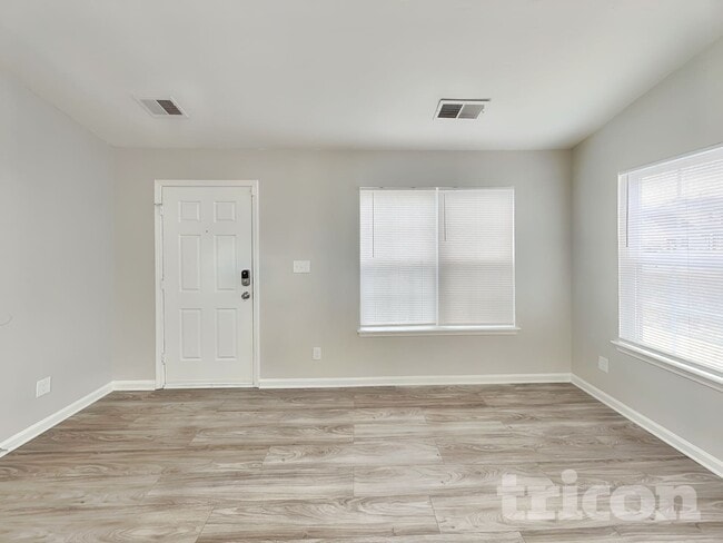 2103 Wexford Way in Statesville, NC - Foto de edificio - Building Photo