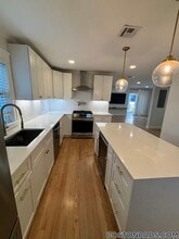 7-9 Rock Ave. in Swampscott, MA - Building Photo - Building Photo