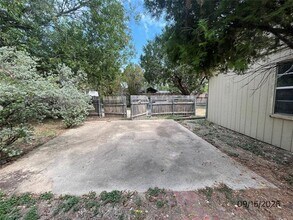 2620 Roberts Cut Off Rd in Fort Worth, TX - Building Photo - Building Photo