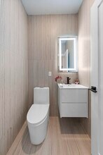 124 Glenwood Ave in Jersey City, NJ - Building Photo - Building Photo