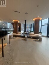 60 Central Park Roadway in Toronto, ON - Building Photo - Building Photo