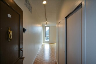 3060 Pharr Ct N Northwest in Atlanta, GA - Building Photo - Building Photo