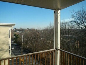 19 Bucknam St, Unit 3 in Boston, MA - Building Photo - Building Photo