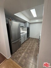 5650 Cambridge Way in Culver City, CA - Building Photo - Building Photo