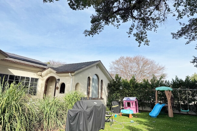 property at 1245 N Orchard Dr