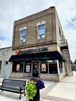 104 E Sumner St in Harvard, IL - Building Photo