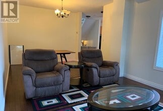 100 Beddoe Dr in Hamilton, ON - Building Photo - Building Photo