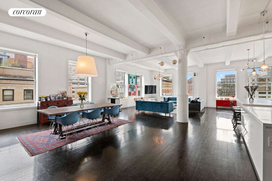 161 Hudson St in New York, NY - Building Photo