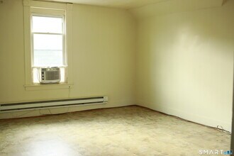 175 Chestnut Ave in Waterbury, CT - Building Photo - Building Photo