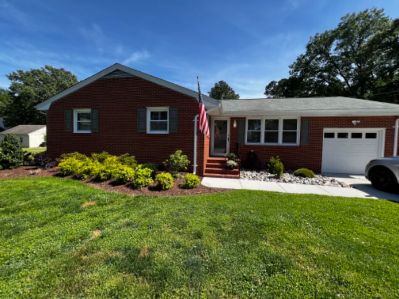 101 Mary Ann Dr in Seaford, VA - Building Photo