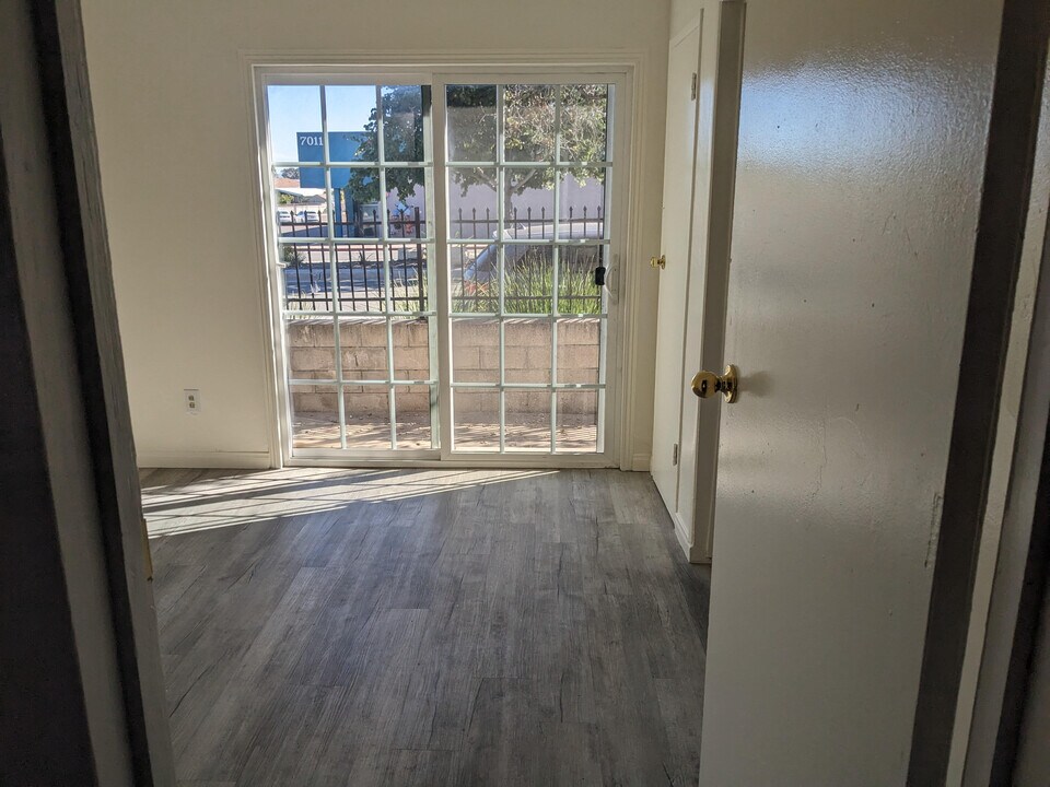 7002 Linda Vista Rd, Unit 2 in San Diego, CA - Building Photo