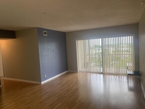 505 Spencer 410 Dr in Haverhill, FL - Building Photo - Building Photo