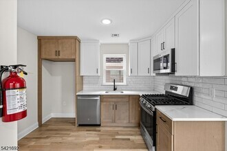 455 Fulton St in Elizabeth, NJ - Building Photo - Building Photo