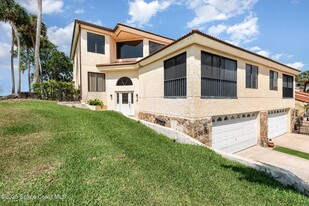 3686 Muirfield Dr in Titusville, FL - Building Photo
