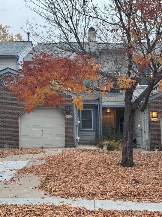 9007 W Plymouth Ave in Littleton, CO - Building Photo