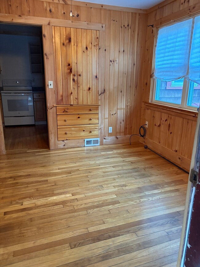237 White Mountain Hwy, Unit Lynn Conti in Tamworth, NH - Foto de edificio - Building Photo
