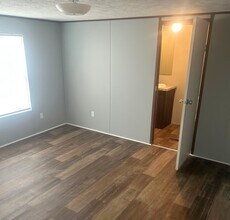 429 Milan Ave in Lumberton, NC - Building Photo - Building Photo