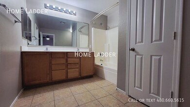 8151 W Carol Ave in Peoria, AZ - Building Photo - Building Photo
