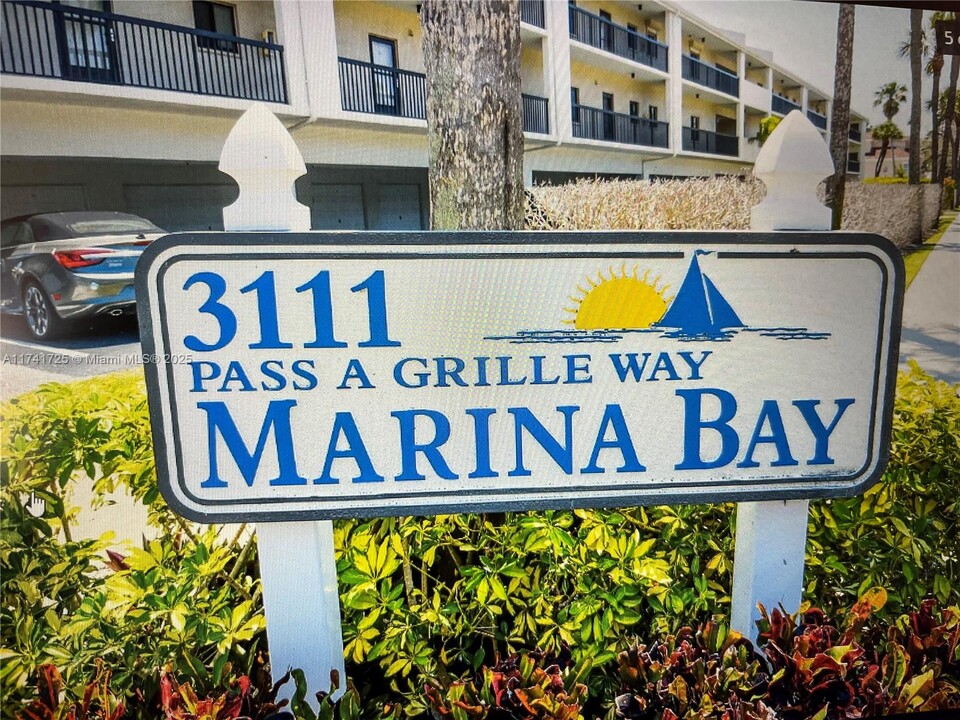 3111 Pass a Grille Way in St Pete Beach, FL - Building Photo