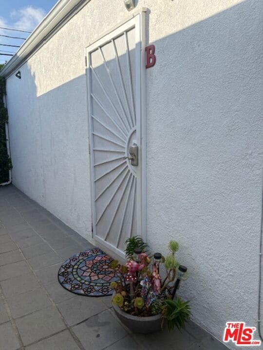 415 Rose Ave in Los Angeles, CA - Building Photo - Building Photo
