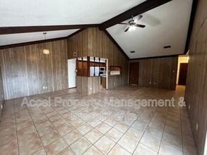 2010 Lambeth Way in Mission, TX - Building Photo - Building Photo