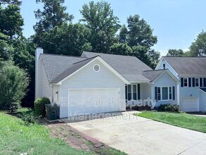 305 Silvercliff Trail in Cary, NC - Building Photo - Building Photo