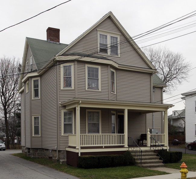 55 Glover Ave in Quincy, MA - Foto de edificio - Building Photo