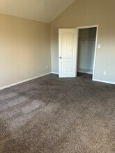 8617 Explorer Dr in Texas City, TX - Building Photo - Building Photo