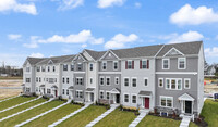 Northside Village in Carlisle, PA - Foto de edificio - Building Photo